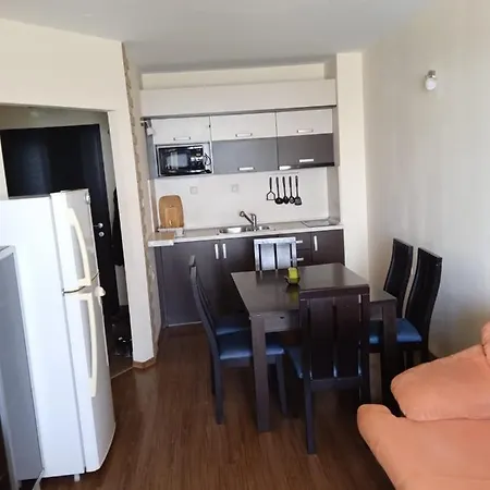адмирал- сирена Apartment Golden Sands