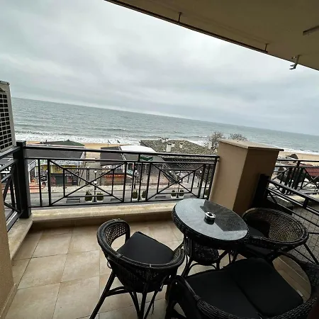 адмирал- сирена Lägenhet