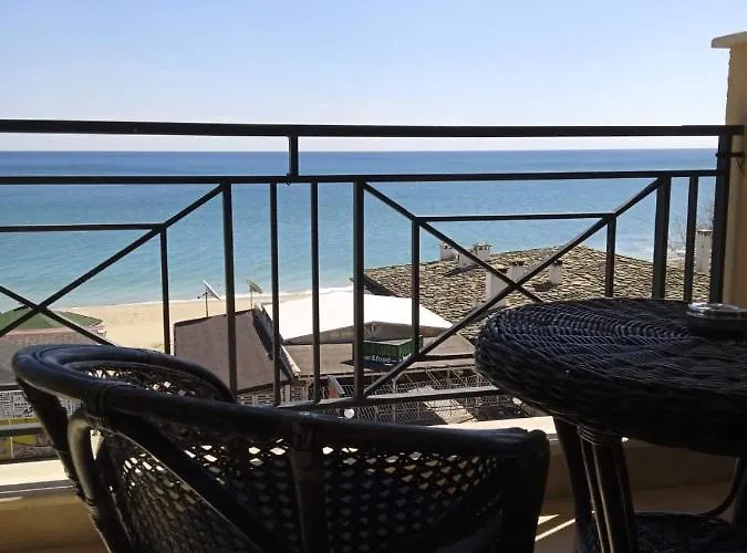 адмирал- сирена Daire Altın Kumlar